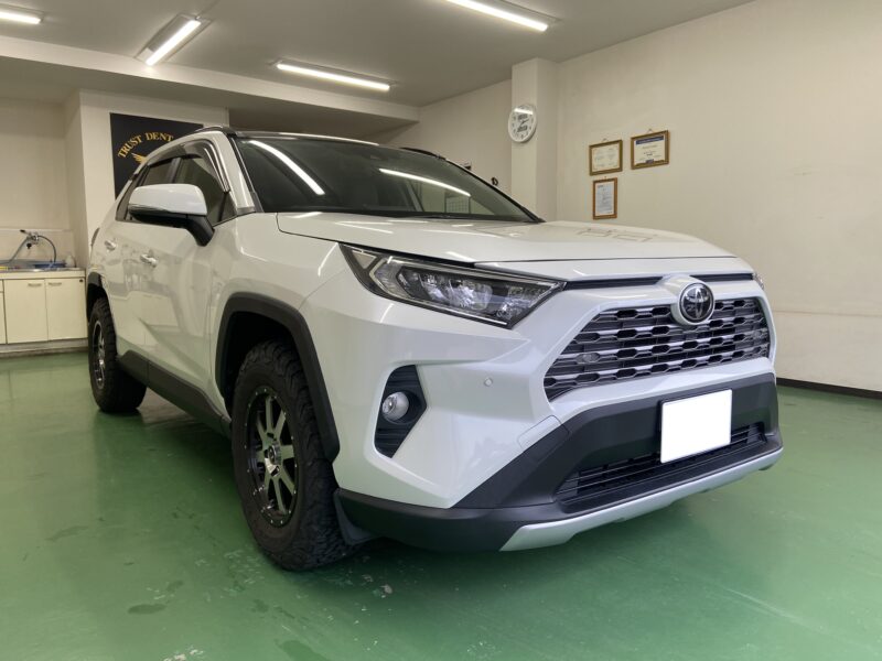 RAV4