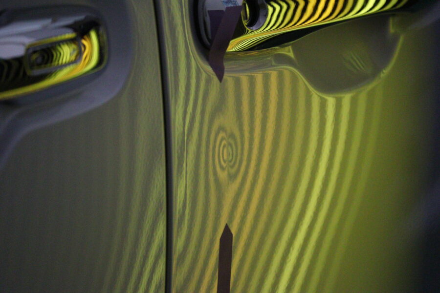 40アルファード施工前LINEボードで確認